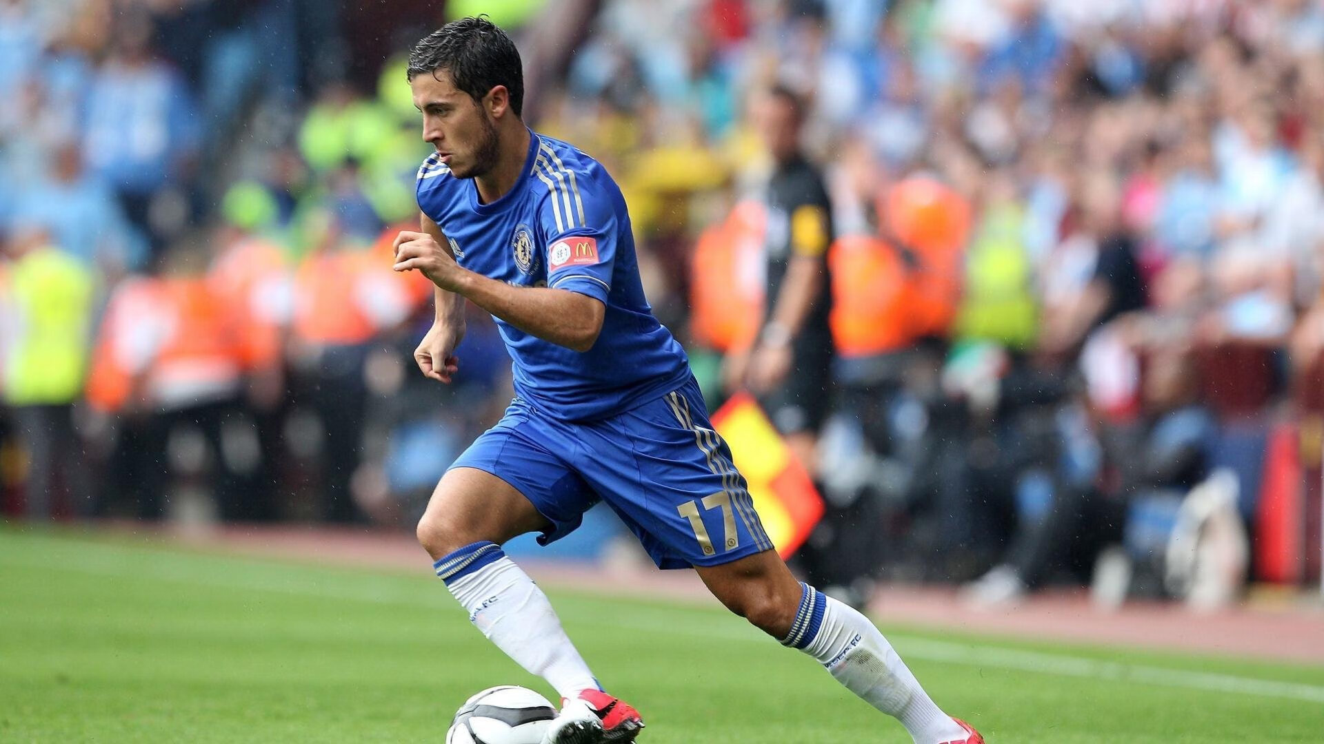 法甲绝美远射：瞬间技巧引爆全场，法甲射手榜梅西